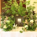 お別れの会・偲ぶ会装花　ご希望の規模、スタイル、色合い、ご予算　ご対応いたします